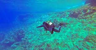 Basic safety First: Scuba Diving in Phuket post thumbnail image
